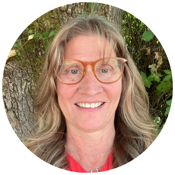 Carletta ONeal - Student Liaison